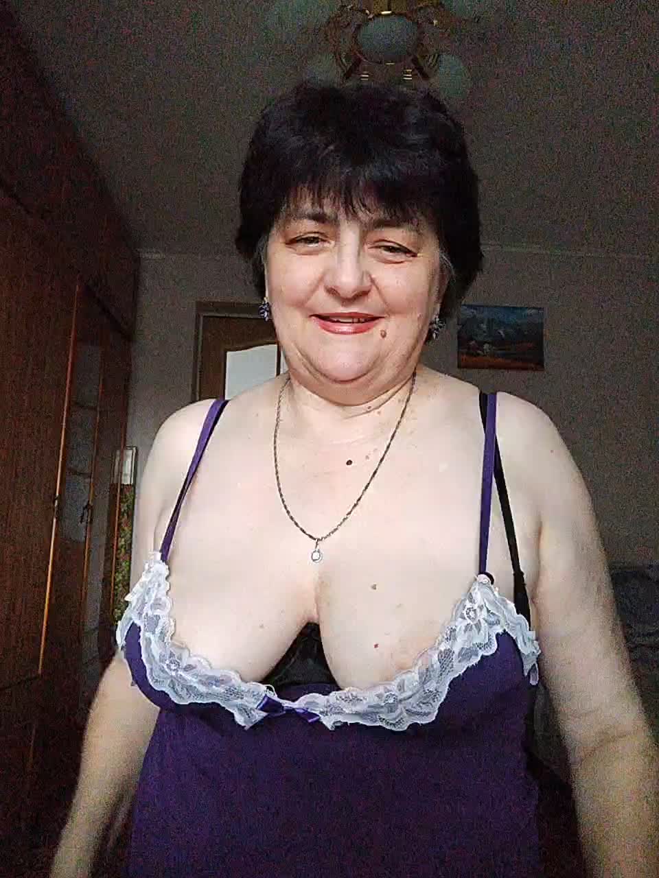 IsXLoves Live Sex December 15, 2025