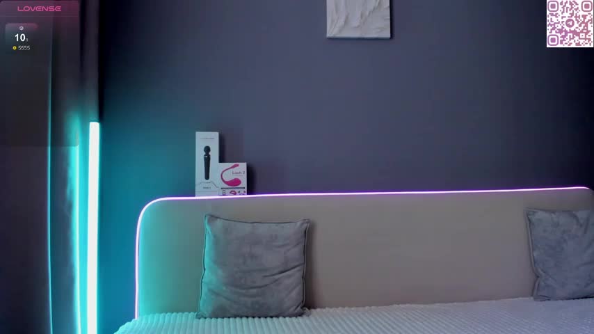 Malika_Lisan Live Sex December 14, 2025