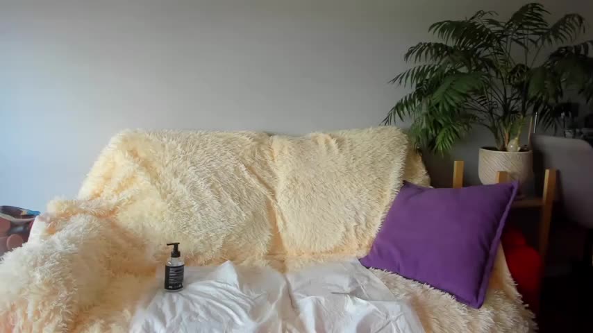 ChristinaGlory Live Sex December 14, 2025