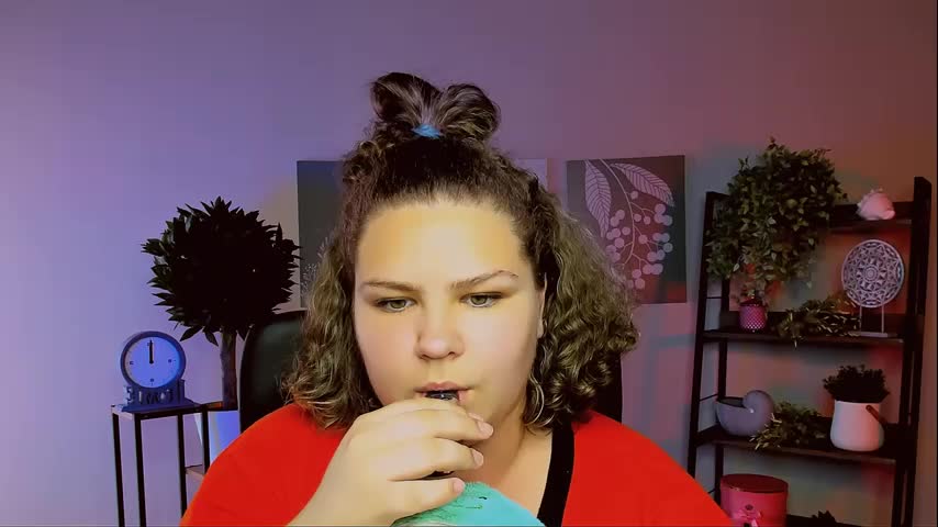 FlorenceAnderson Live Sex December 14, 2025