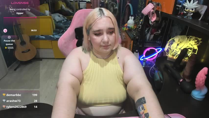 Softie_Sofy Live Sex December 14, 2025