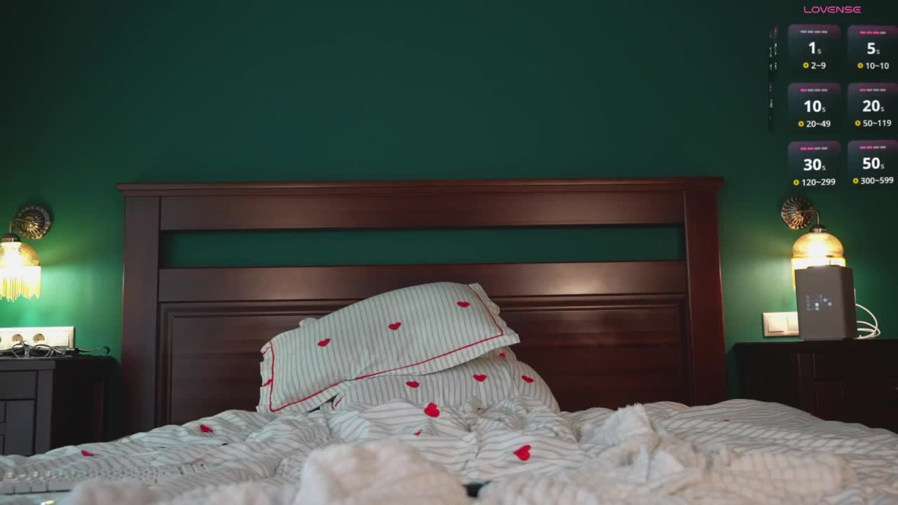 katy-ethereal Live Sex December 17, 2025