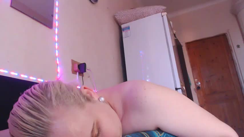 Karolina_love_ Live Sex December 15, 2025