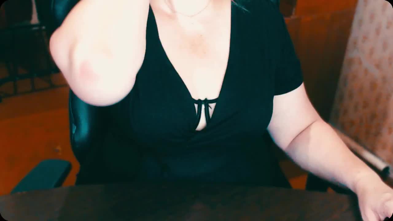 Alisa1917 Live Sex December 14, 2025