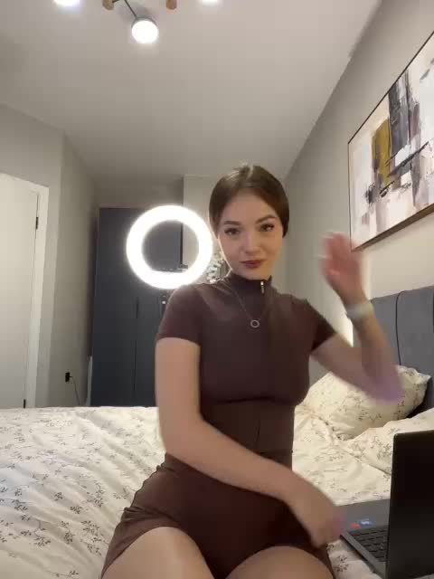 OlivkaVif Live Sex December 13, 2025