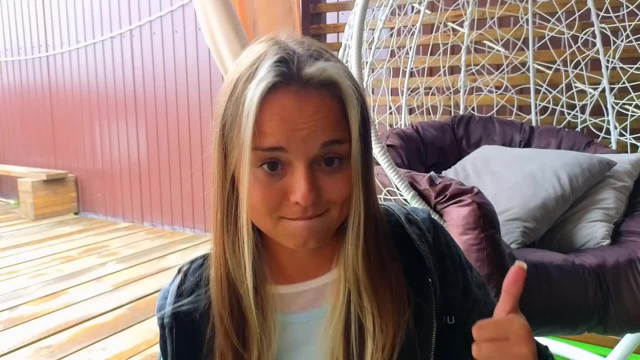 misss-vikki Live Sex December 18, 2025