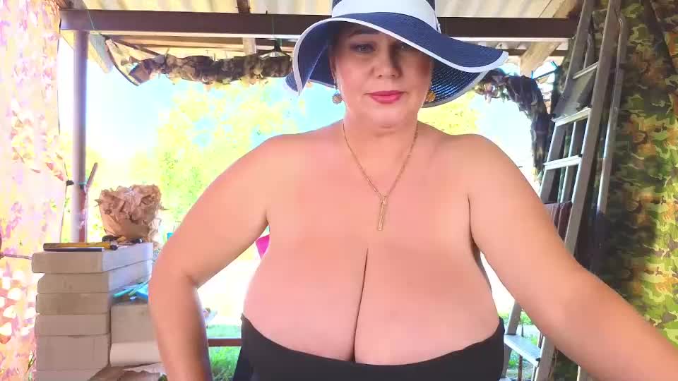 sassy_seasons Live Sex December 17, 2025