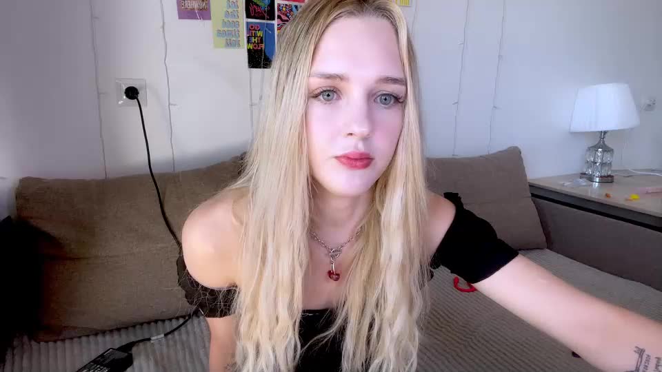 sailormoon666_ Live Sex December 17, 2025