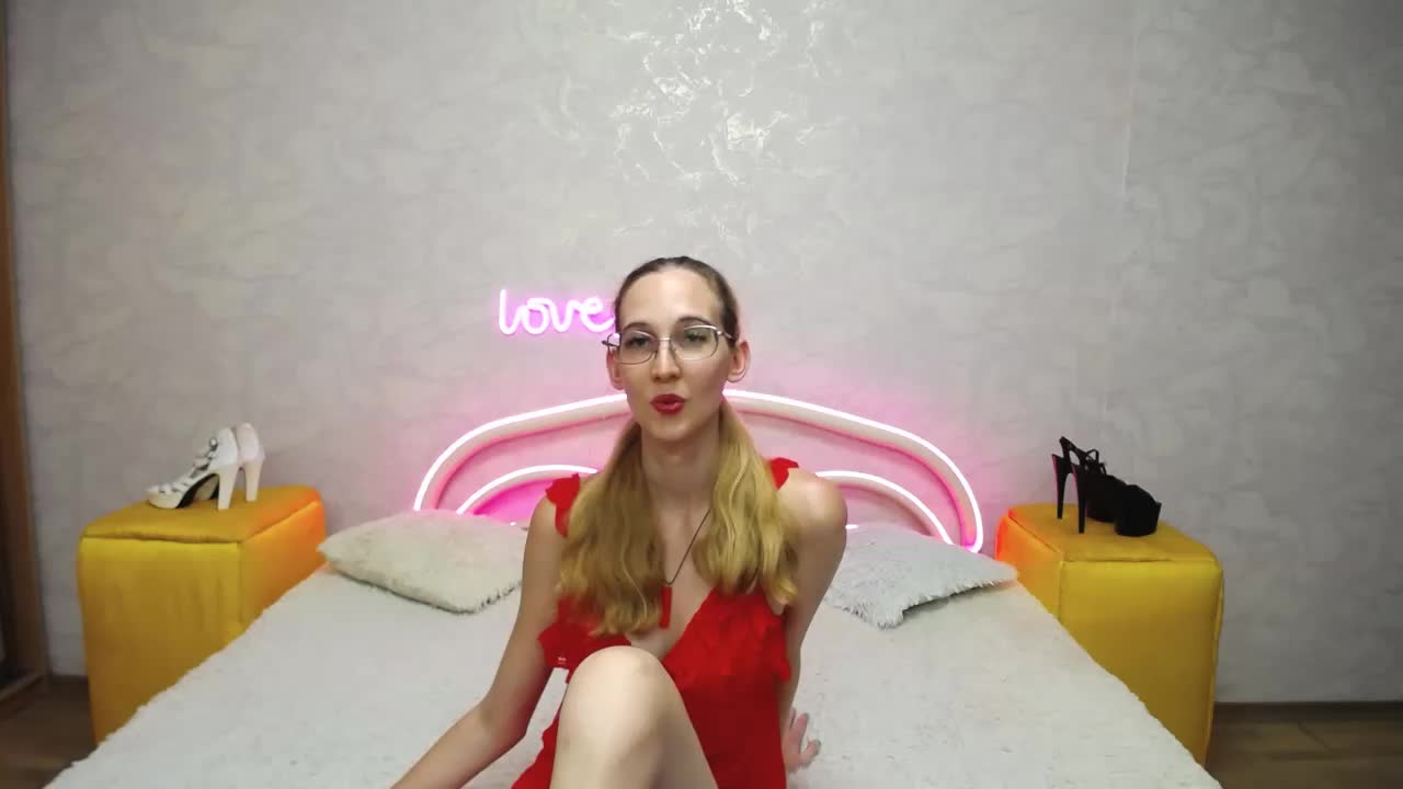 LizzieBrait Live Sex December 17, 2025