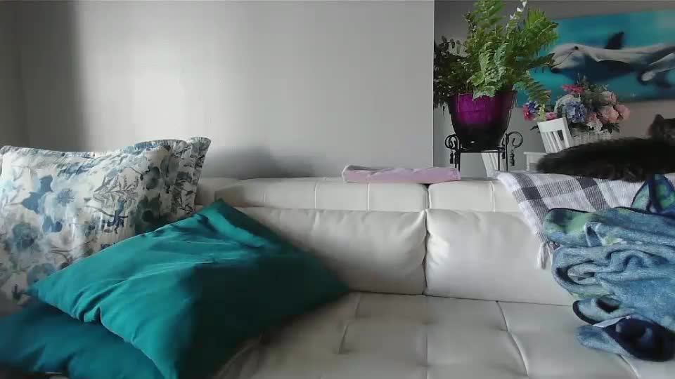 smallpenisbigtongue Live Sex December 17, 2025