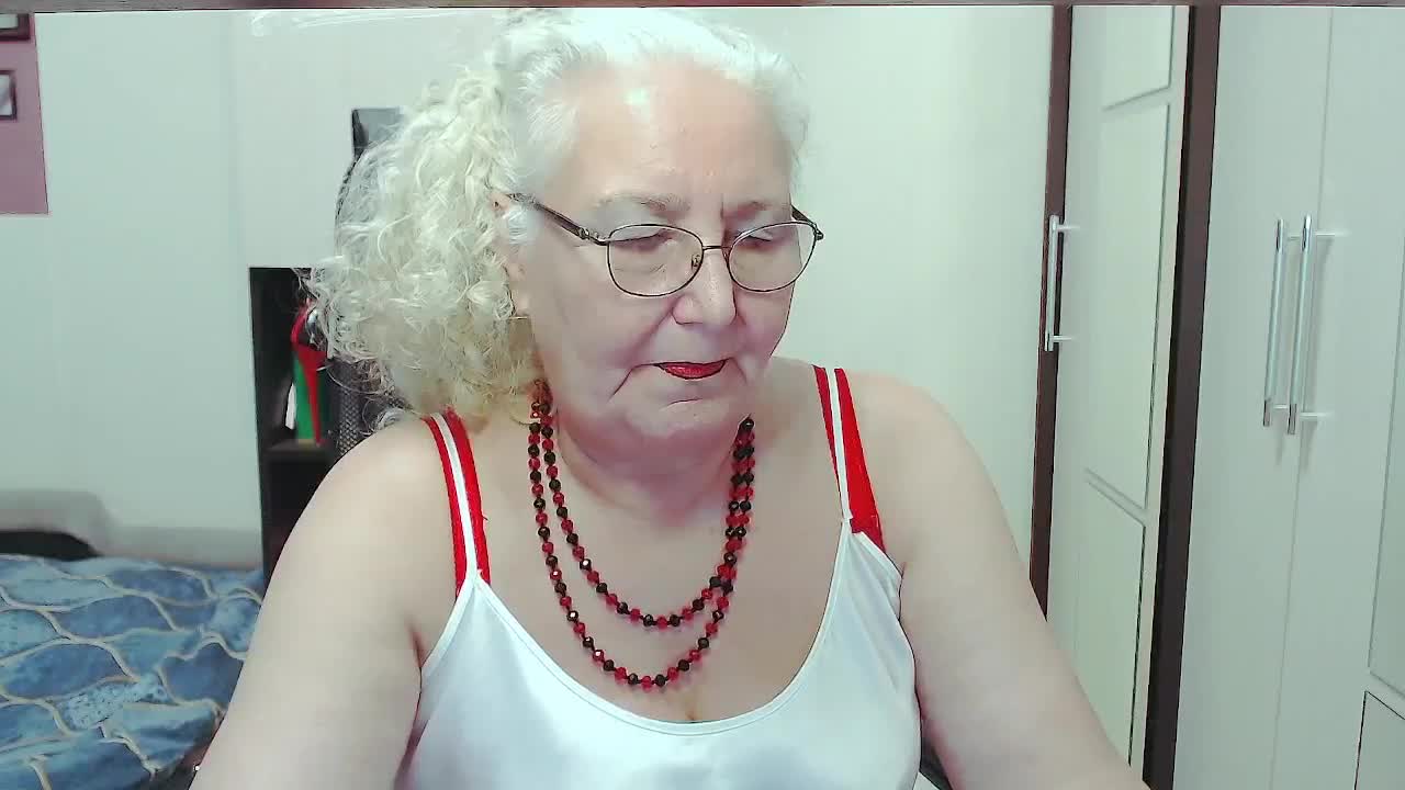 GrannyWants Live Sex December 17, 2025