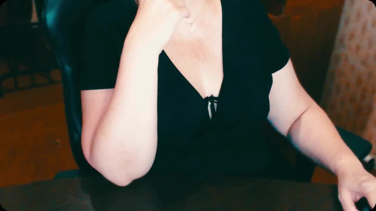 Alisa1917 Live Sex December 14, 2025