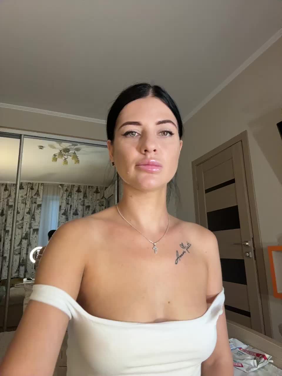 roselynax Live Sex December 13, 2025