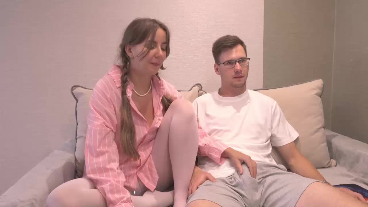 PashaAndMila Live Sex December 17, 2025