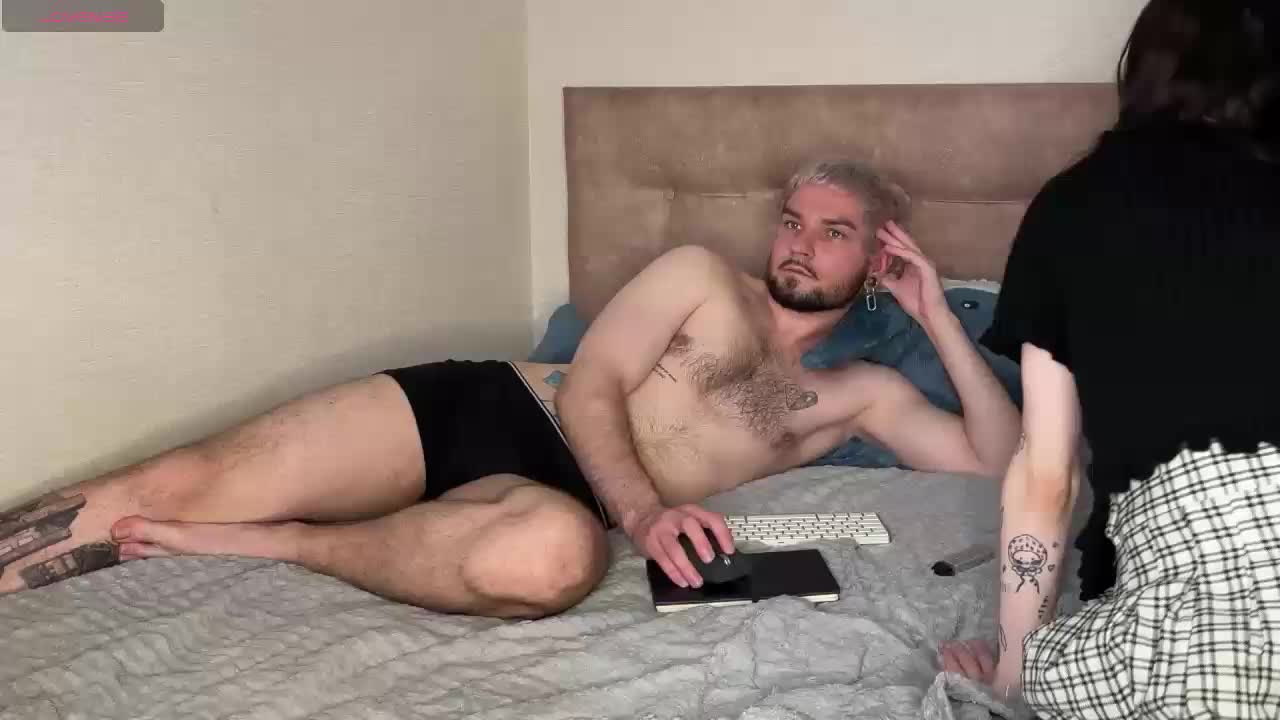 mimi1Meew Live Sex December 13, 2025