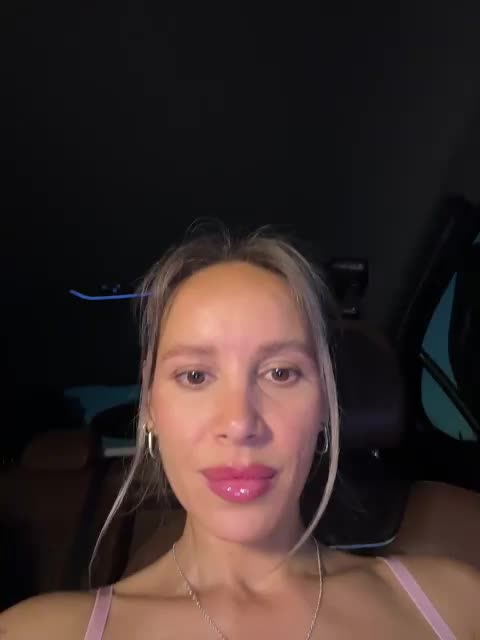 CandyViki Live Sex December 13, 2025