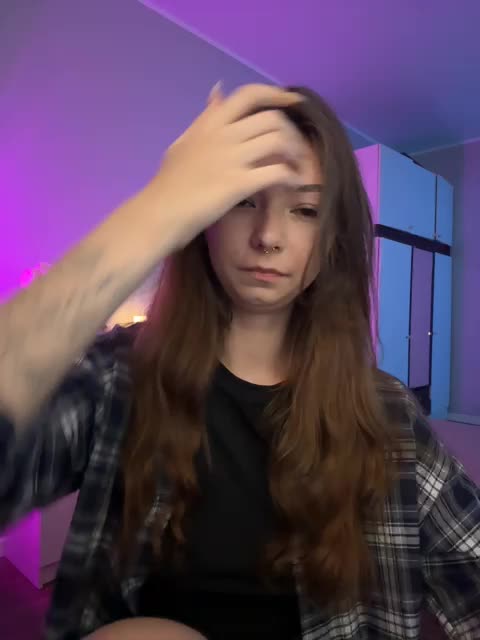 ShyAlya Live Sex December 17, 2025