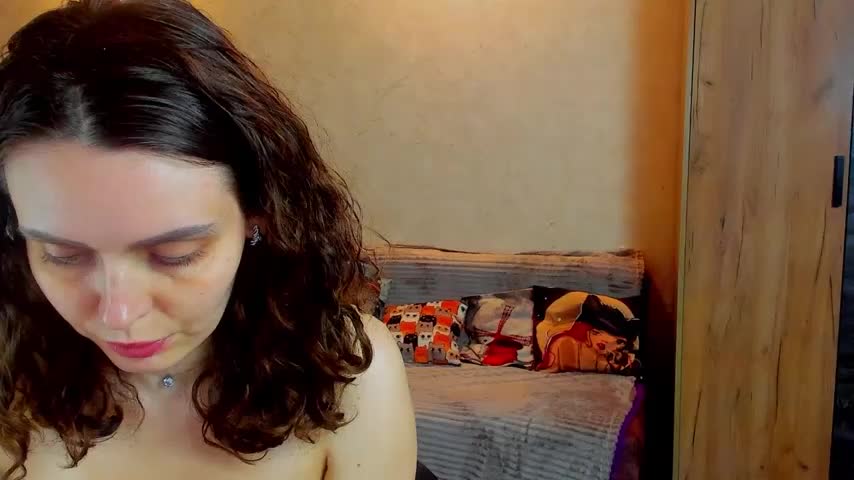 mia_grantes Live Sex December 15, 2025