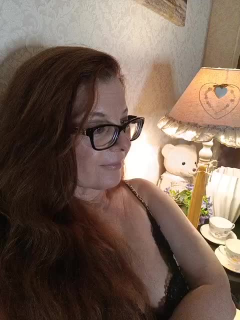 HelenBerg Live Sex December 14, 2025