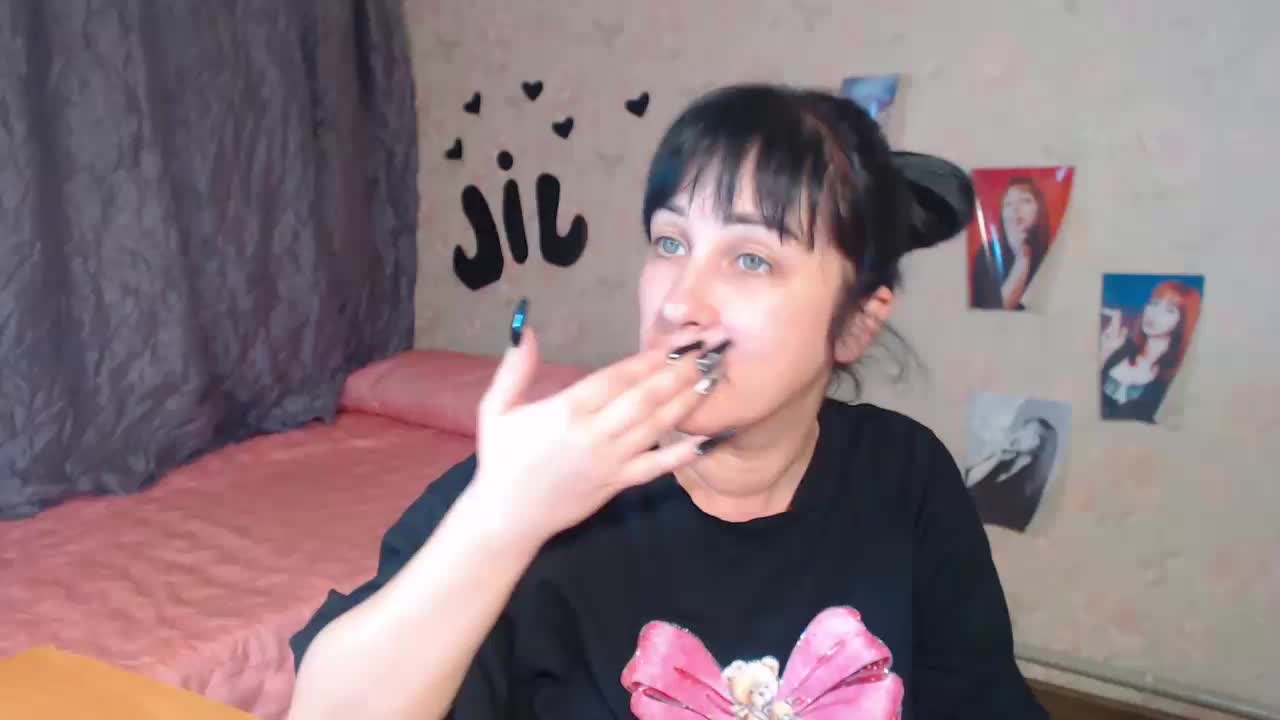 JillStevens Live Sex December 17, 2025