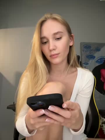 MariaTull Live Sex December 15, 2025