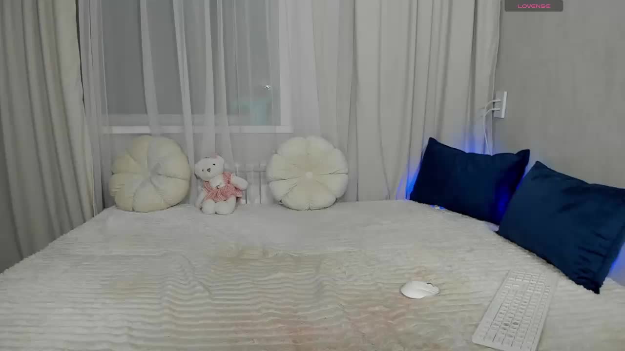 vikisue Live Sex December 17, 2025