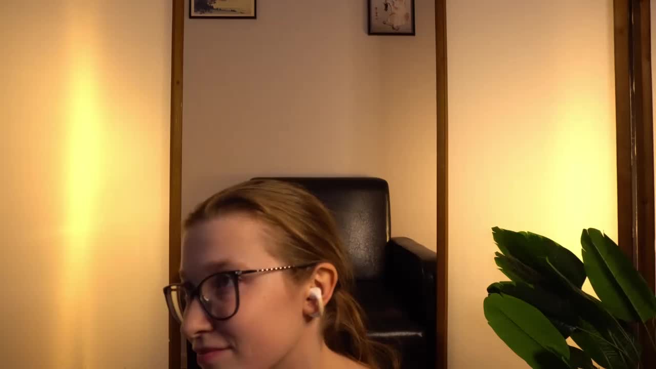 mariaro Live Sex December 14, 2025