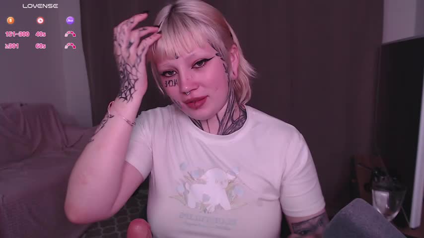 tradishka Live Sex December 13, 2025