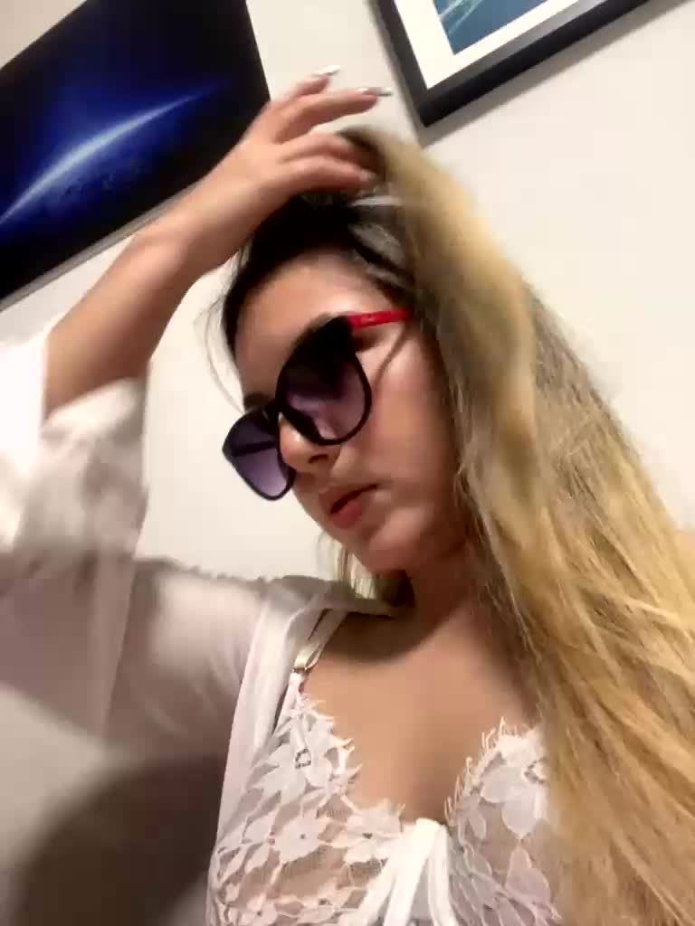 JULIE21 Live Sex December 14, 2025