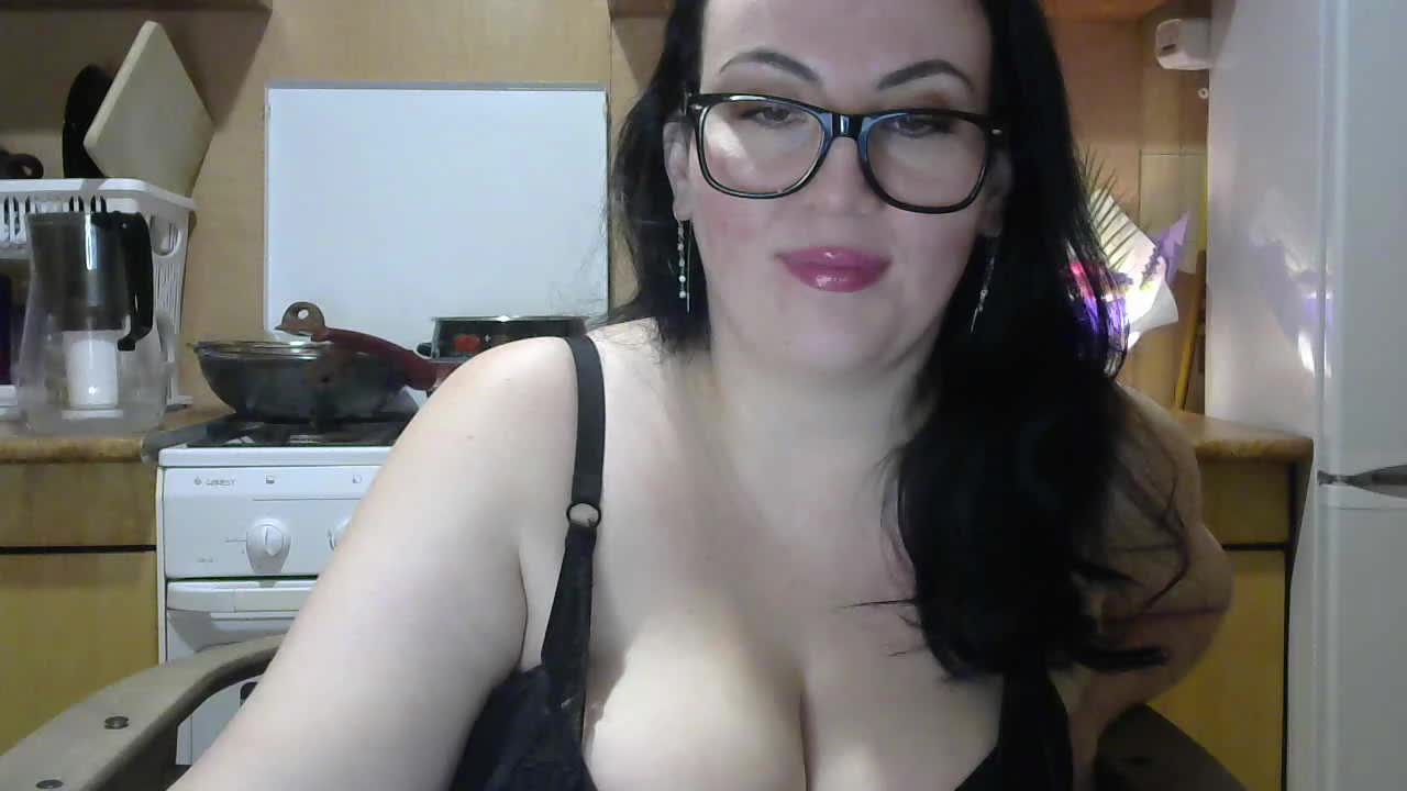 tatianamedi Live Sex December 14, 2025