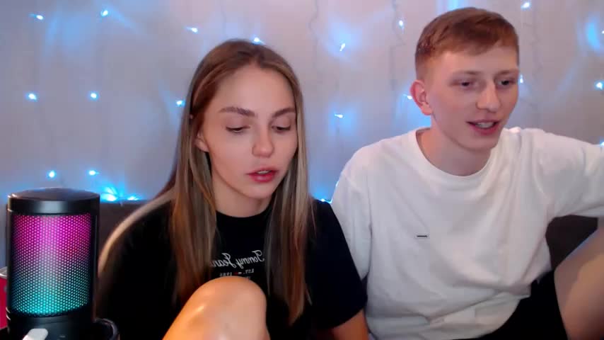 juliaanddima Live Sex December 17, 2025