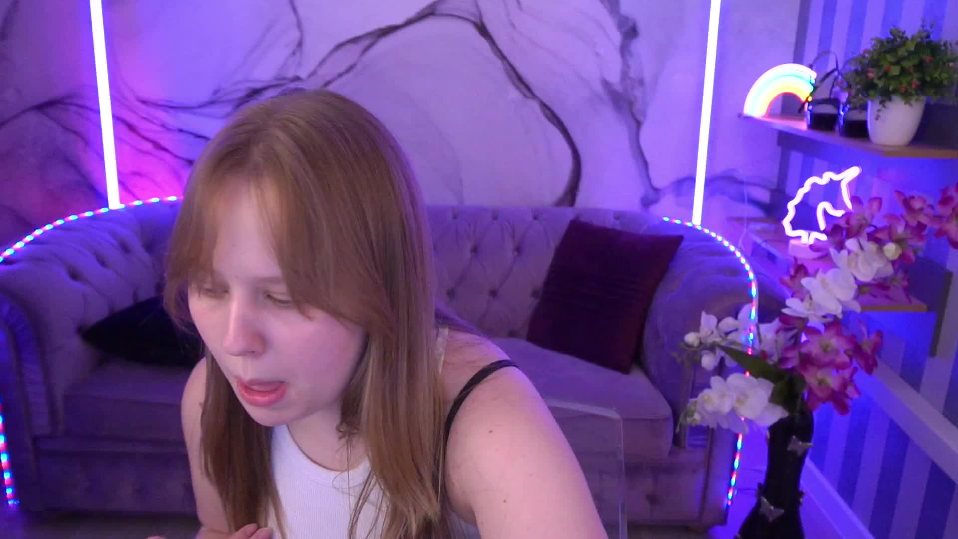 CrystallPaws Live Sex December 14, 2025