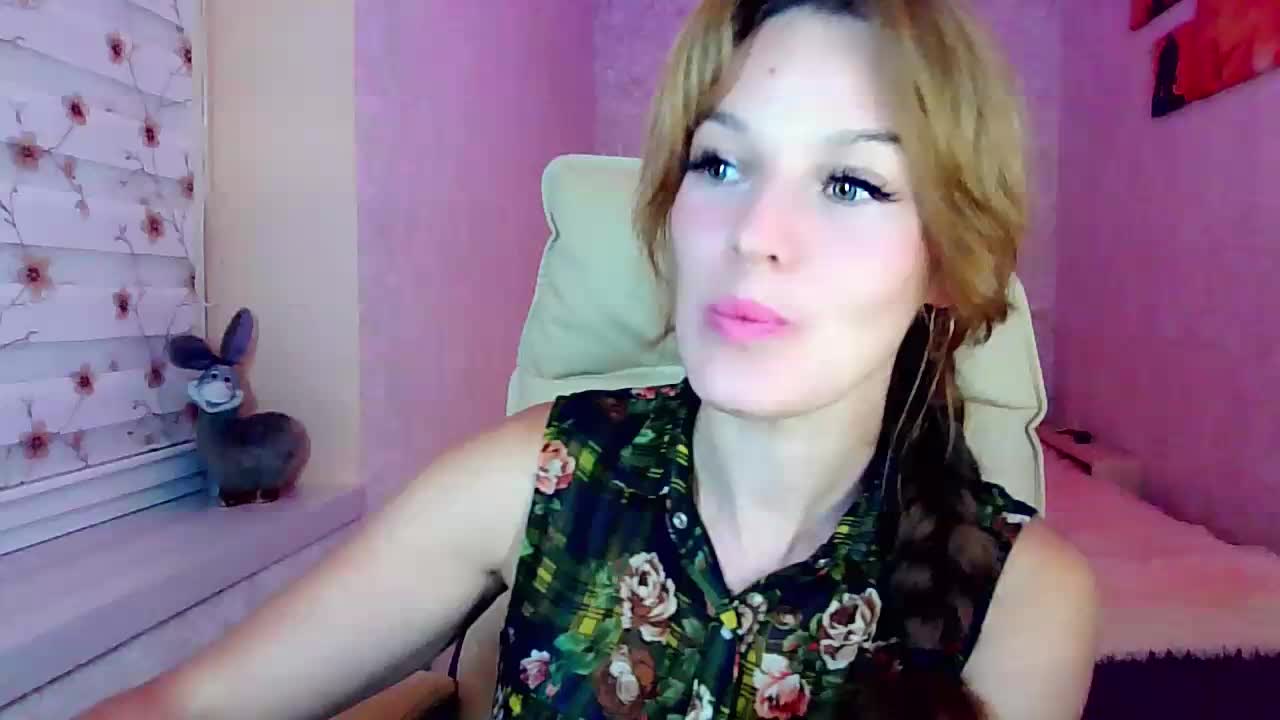 smilesss Live Sex December 13, 2025