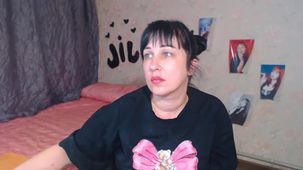 JillStevens Live Sex December 17, 2025