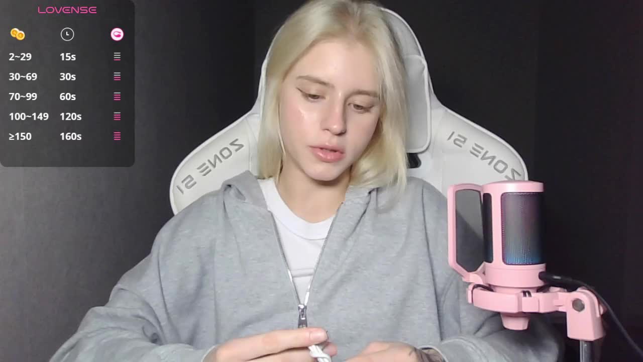 Helga_Pataki Live Sex December 14, 2025