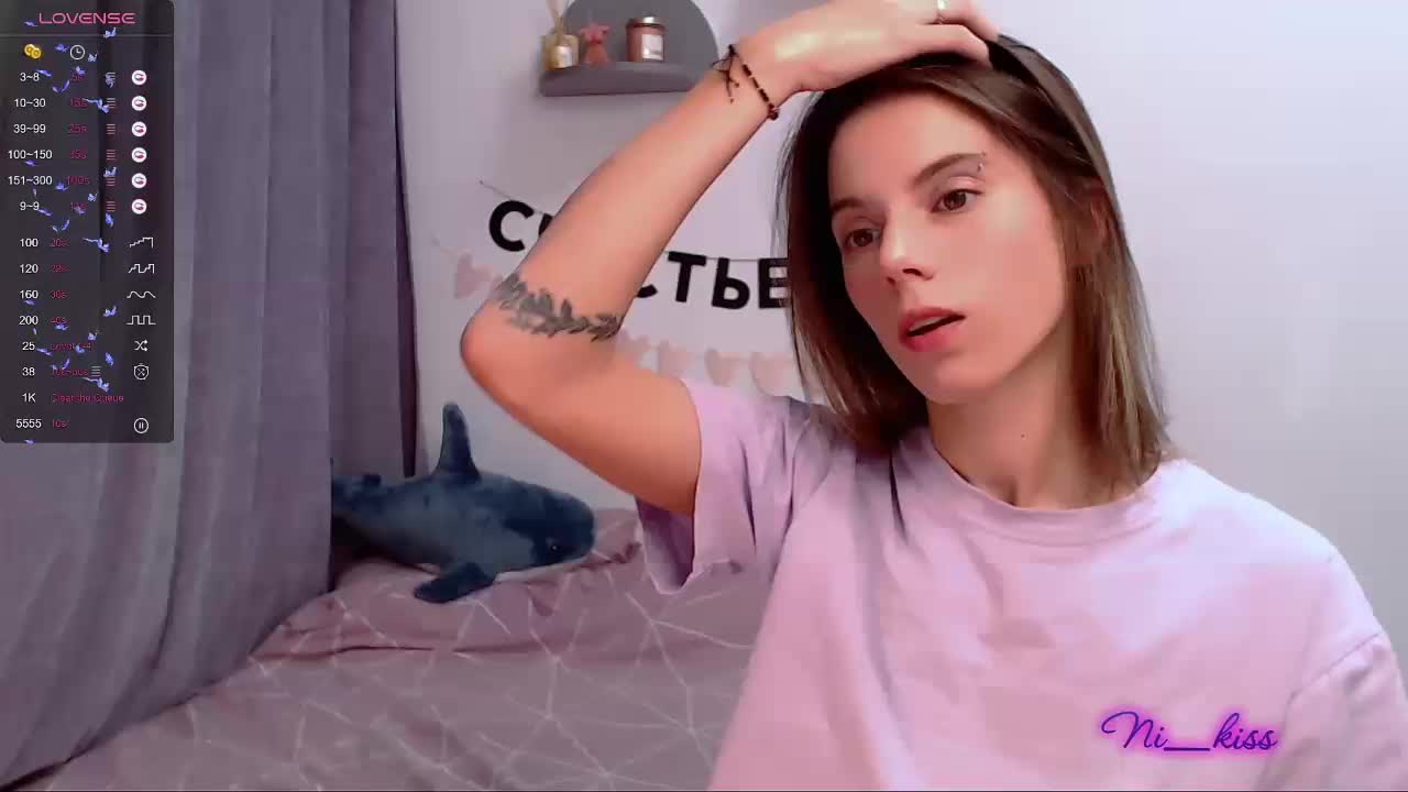 ni_kiss Live Sex December 13, 2025