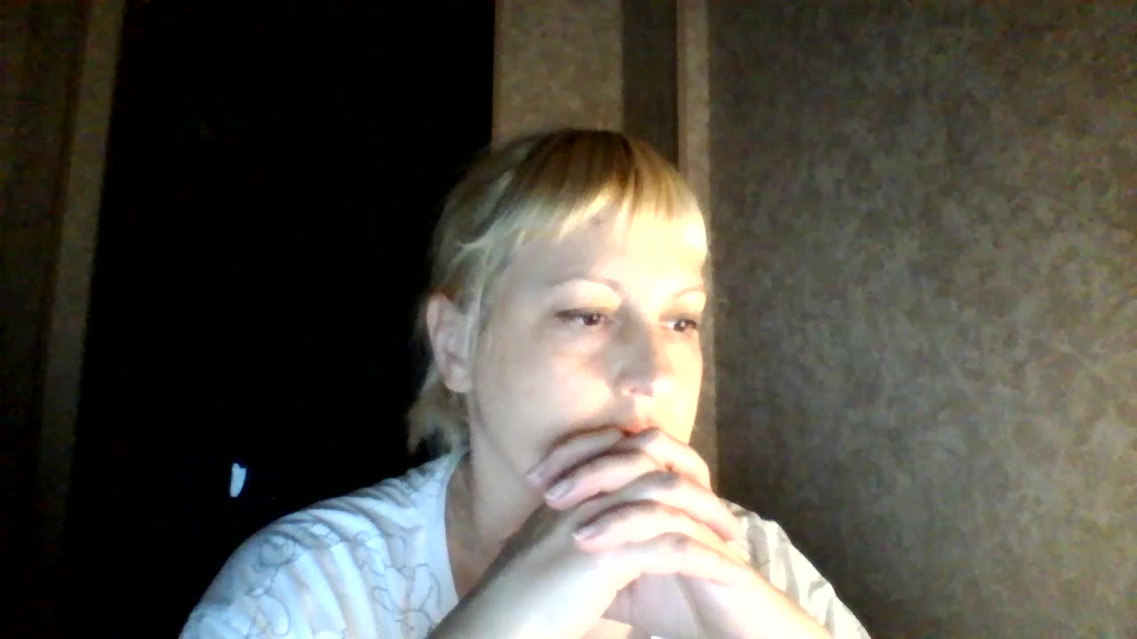 krisss2016 Live Sex December 14, 2025