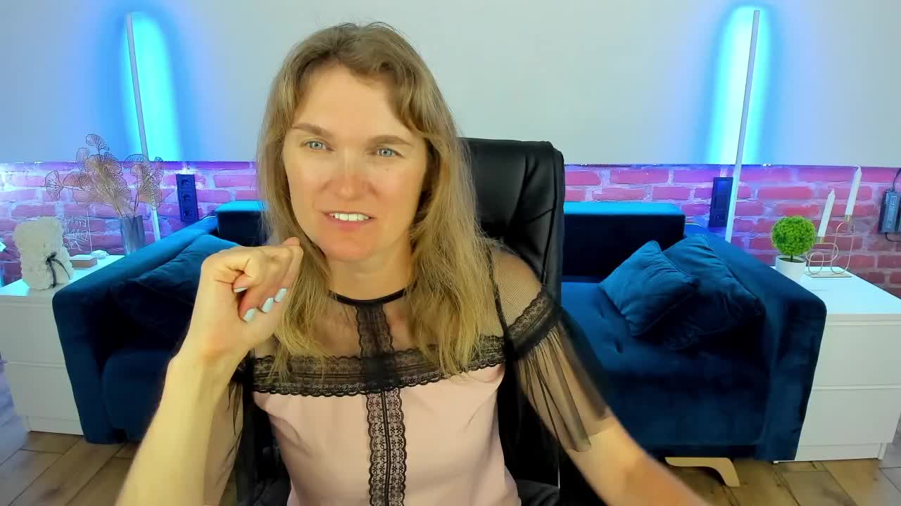 Annabel-xxx Live Sex December 14, 2025