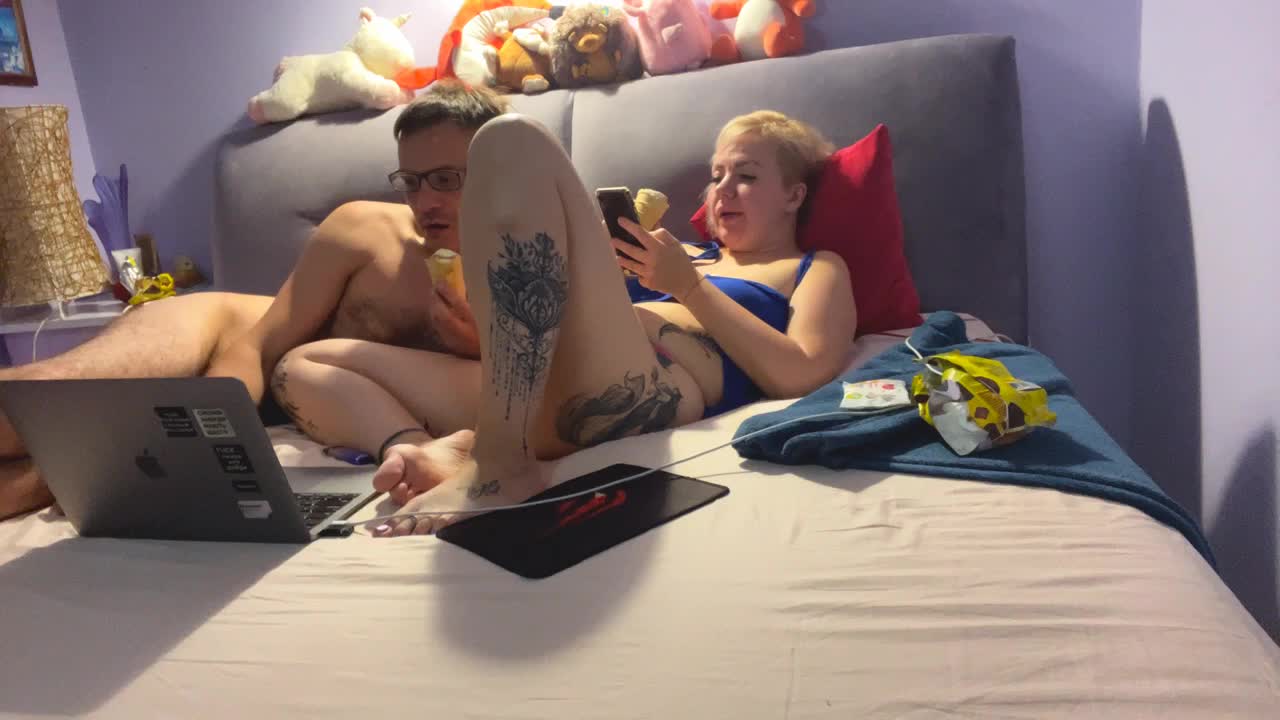 Oksana494 Live Sex December 15, 2025