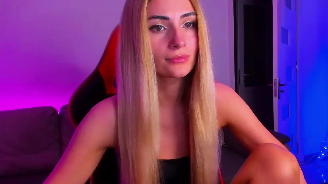 Lynx Live Sex December 14, 2025