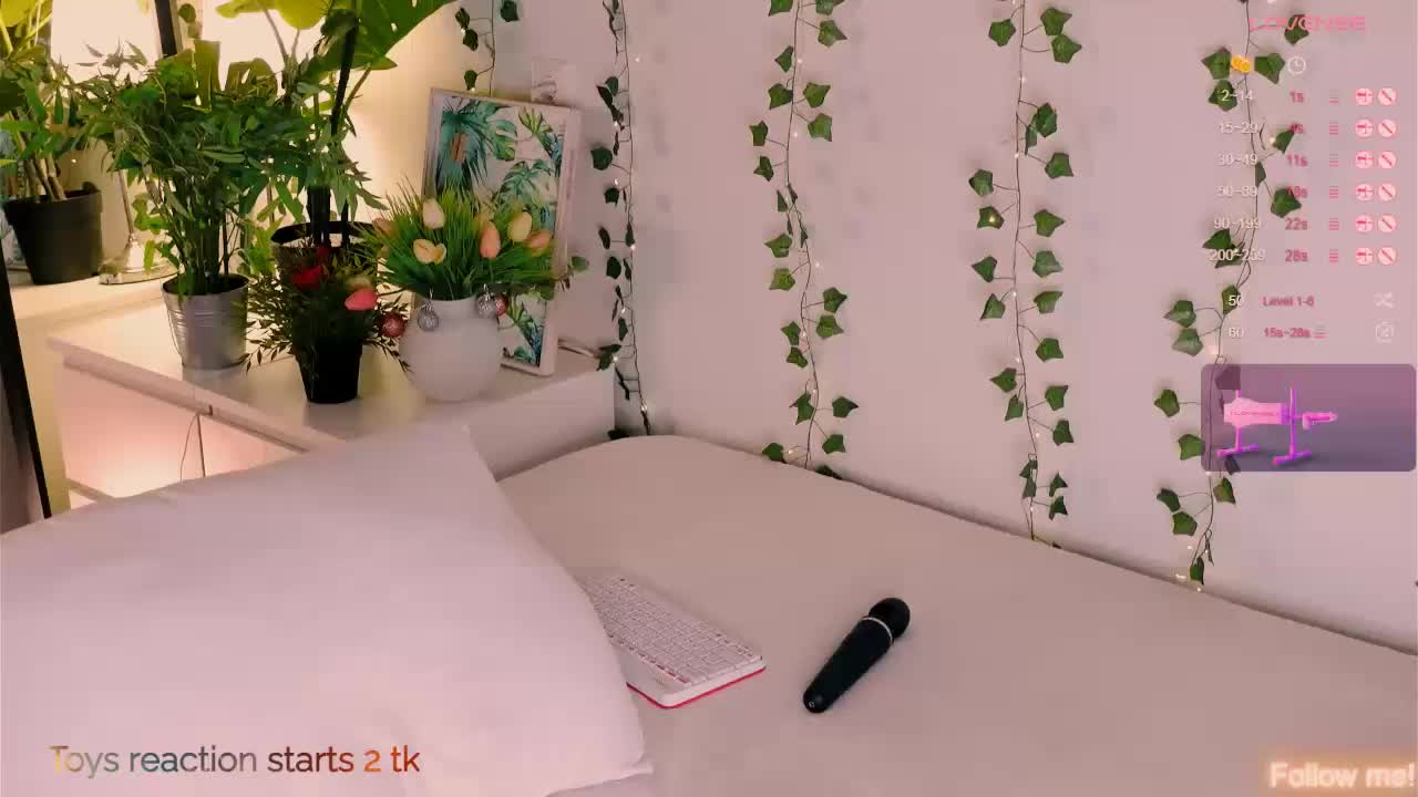 CarlyHills Live Sex December 14, 2025