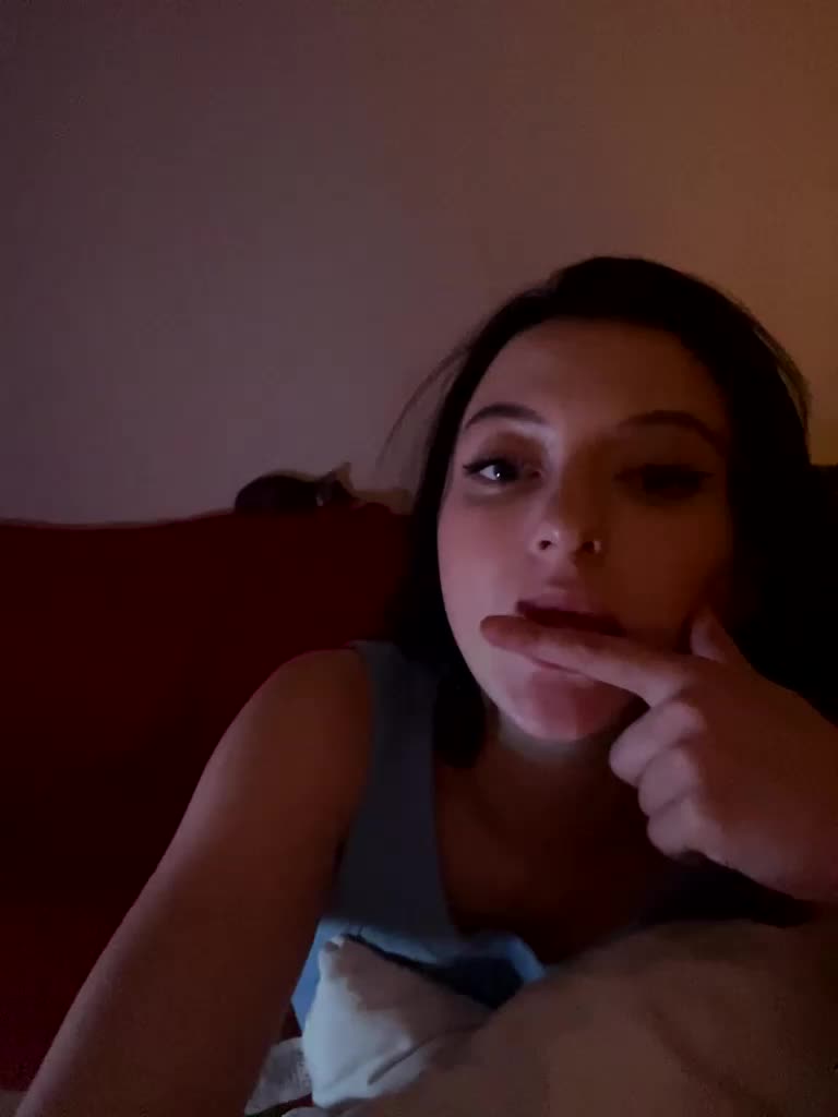 Asiaq Live Sex December 13, 2025