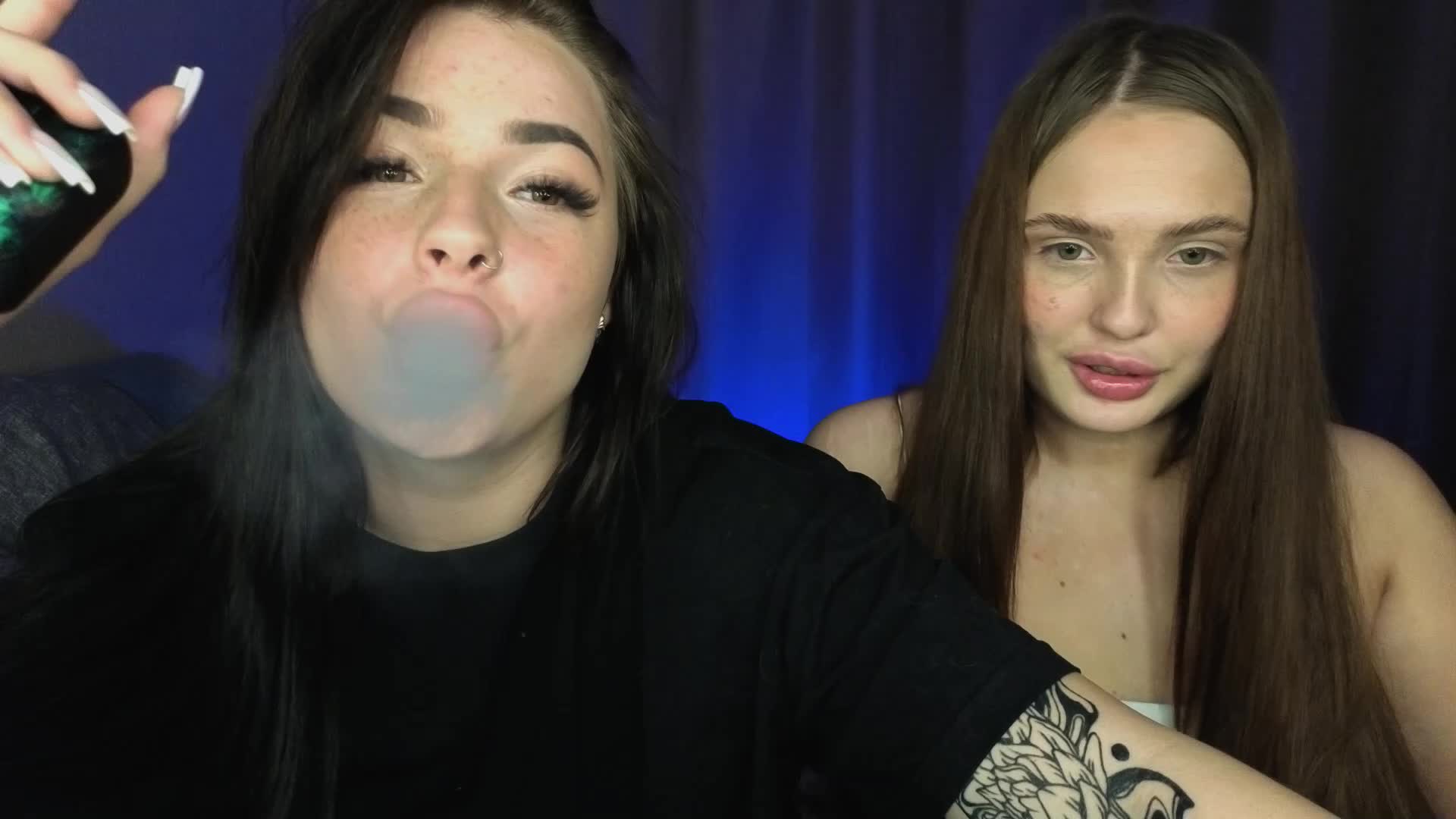 LisaAndDenis Live Sex December 15, 2025