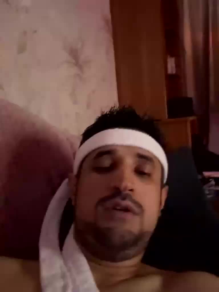 VIP17CoupleDream Live Sex December 17, 2025