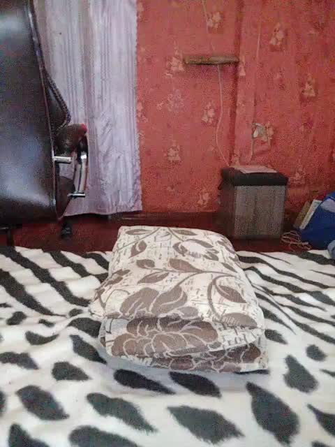 118_Sensuality_118 Live Sex August 15, 2025