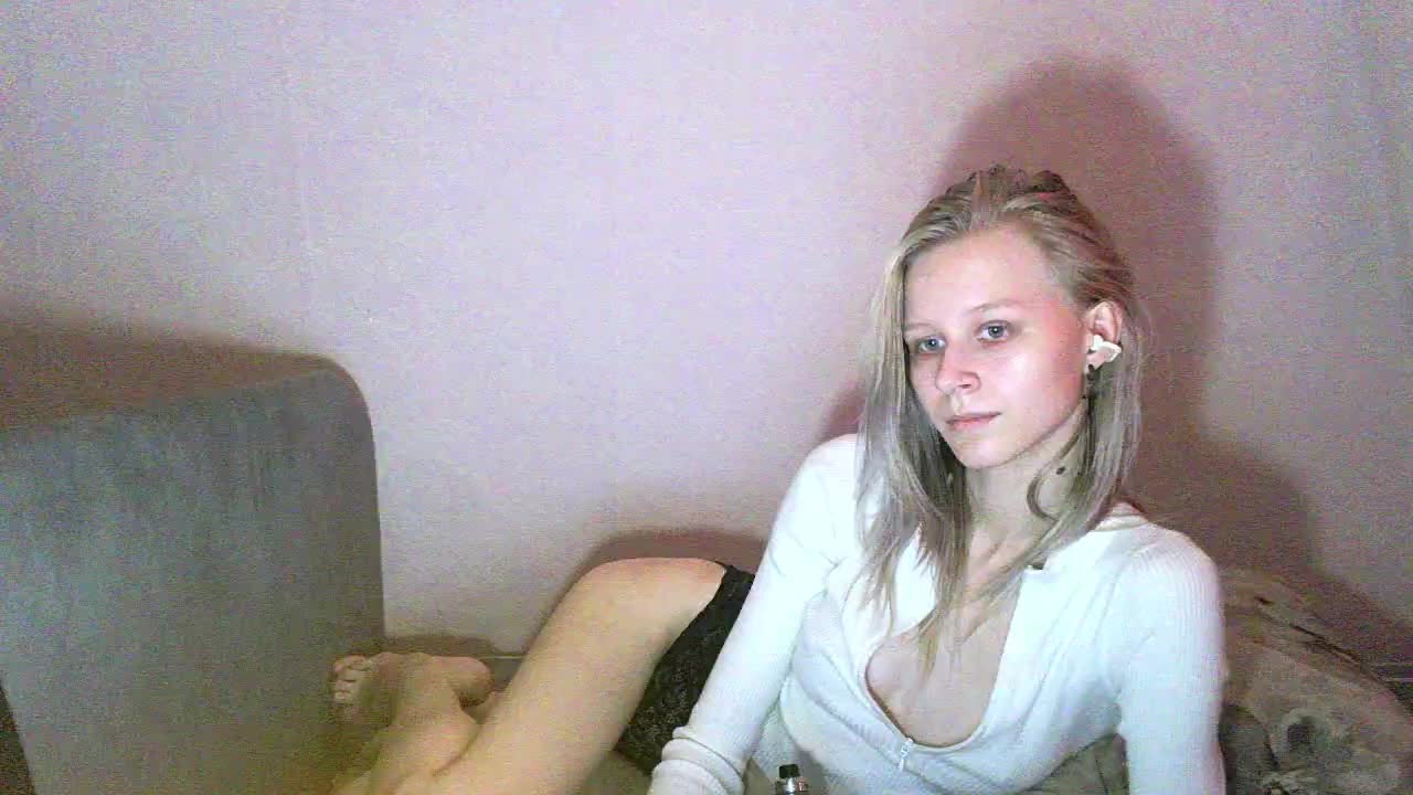 White-snow Live Sex December 17, 2025