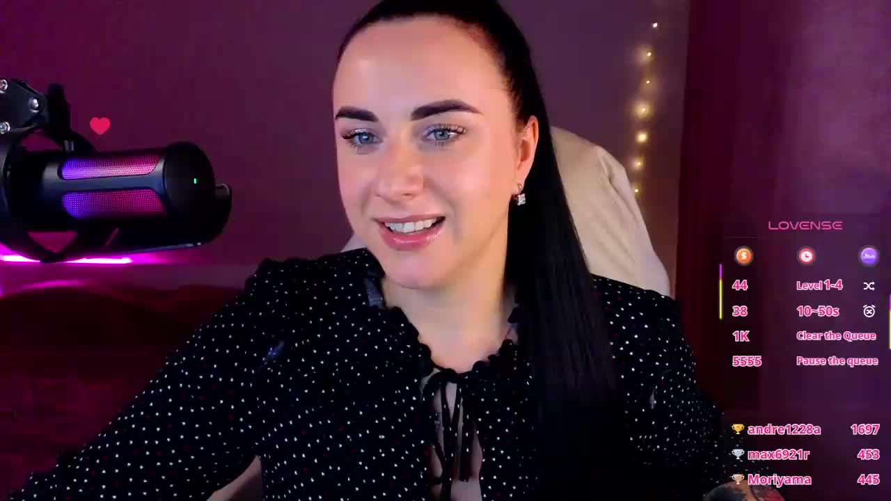 YURIEVNA13 Live Sex December 14, 2025