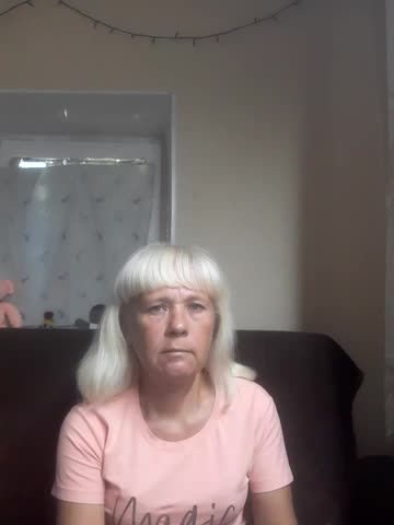 sakura_blonde Live Sex December 17, 2025