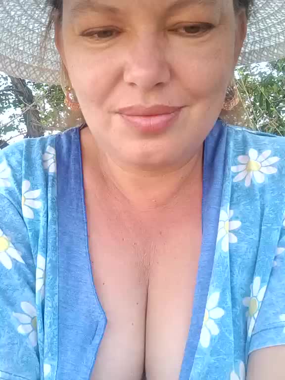 Raspberry_Rum Live Sex December 17, 2025