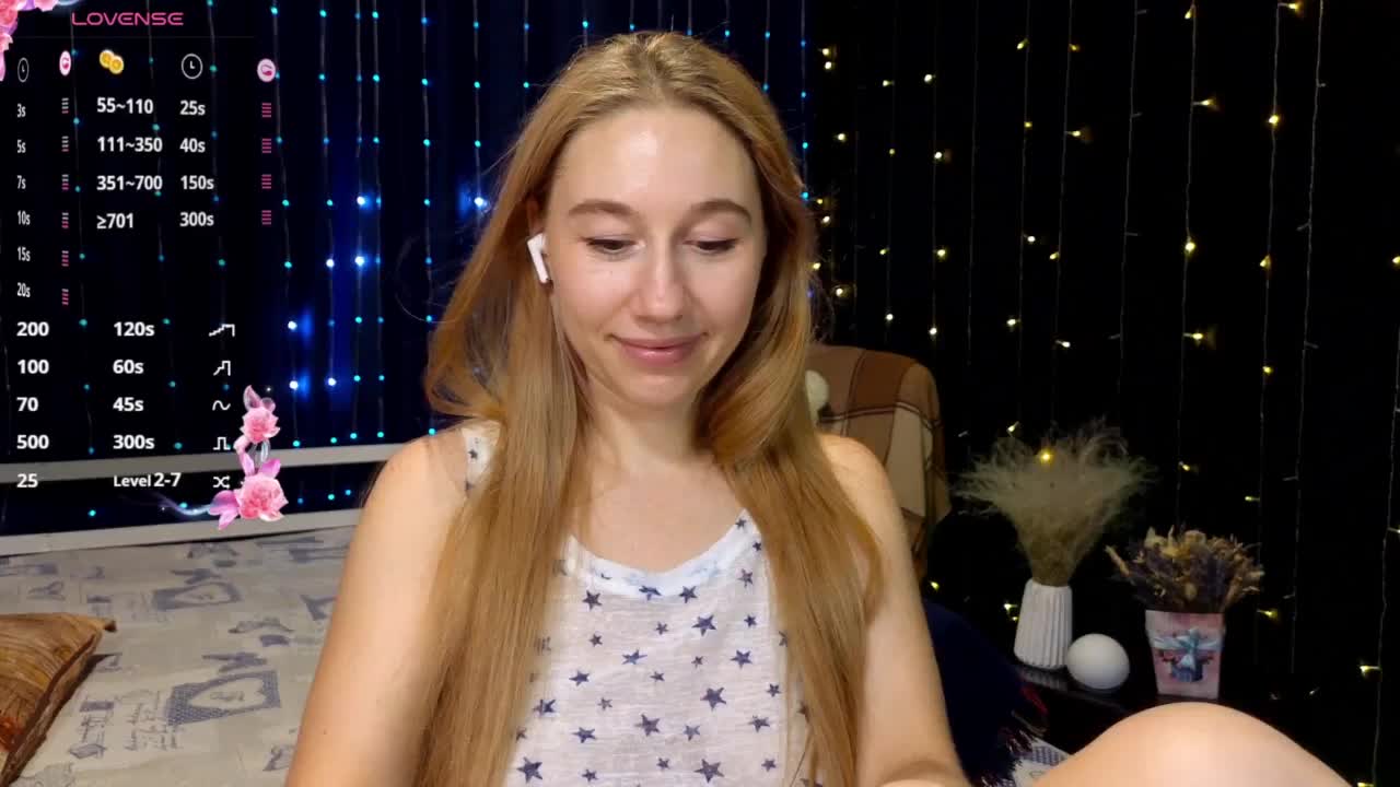 kiskaWEDNESDAY Live Sex December 17, 2025